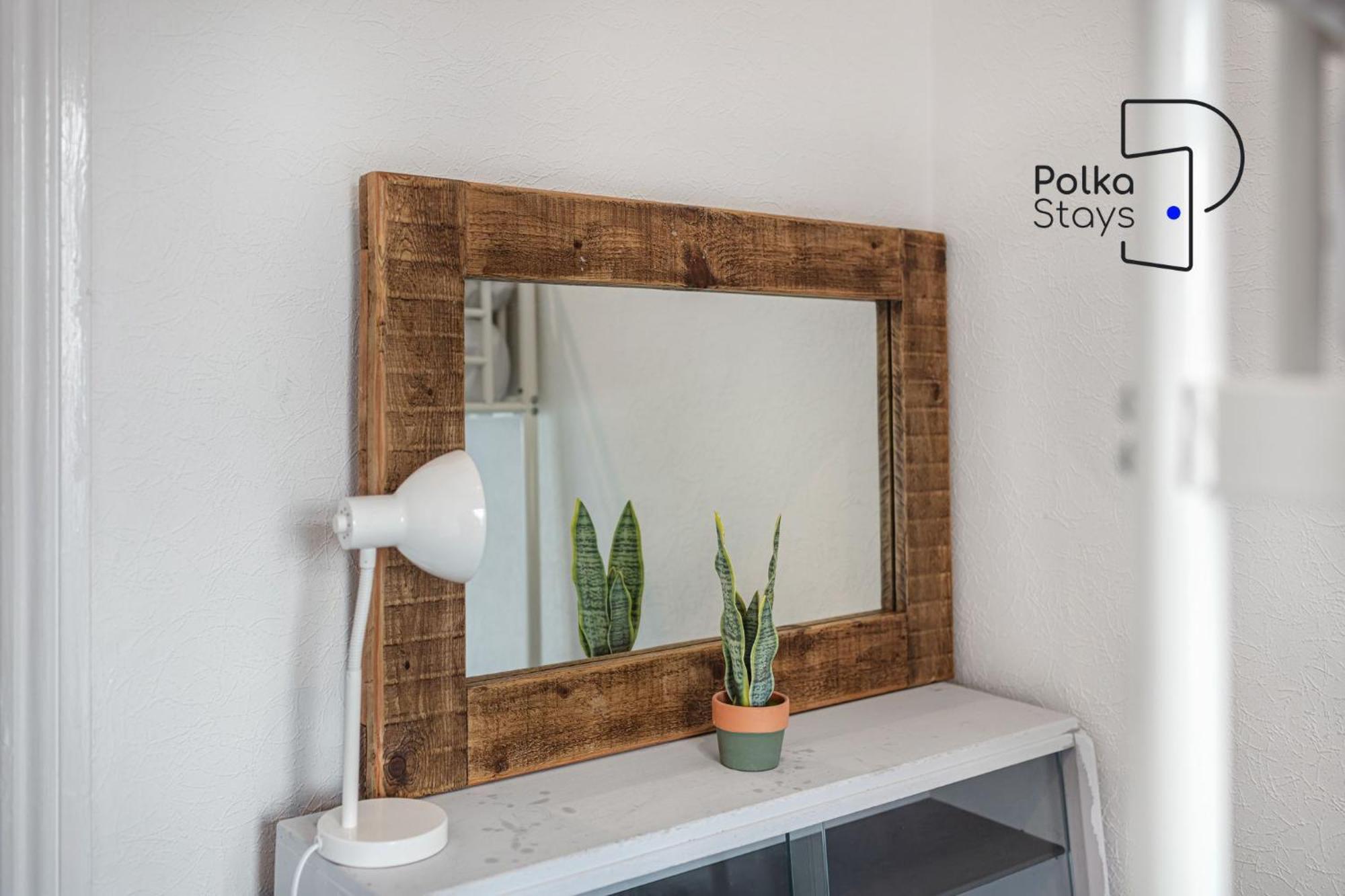 Polkadot Winter Gardens - Large Modern Apartments In Blackpool By Polkastays 외부 사진